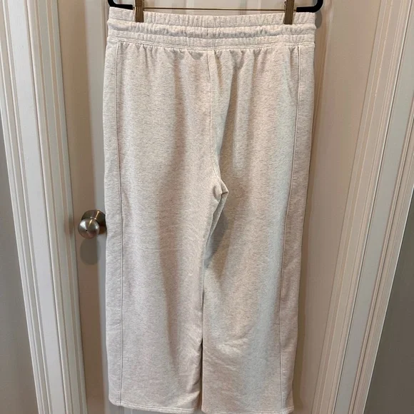Yogalicious Cloud Plush Sweatpants XL Light Gray Wide Leg Lounge Pants - Picture 2 of 5
